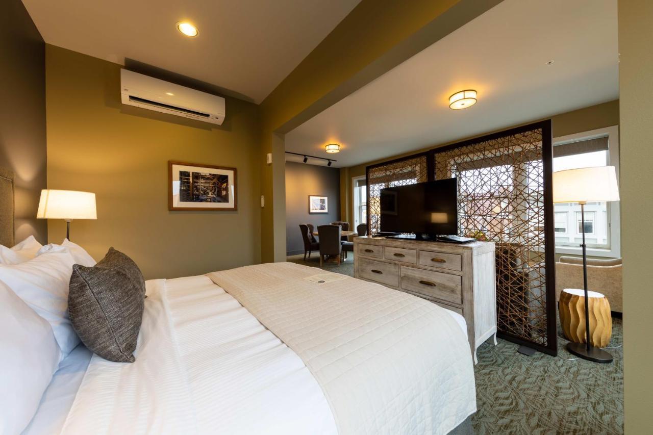 Inn At Lynden Екстериор снимка