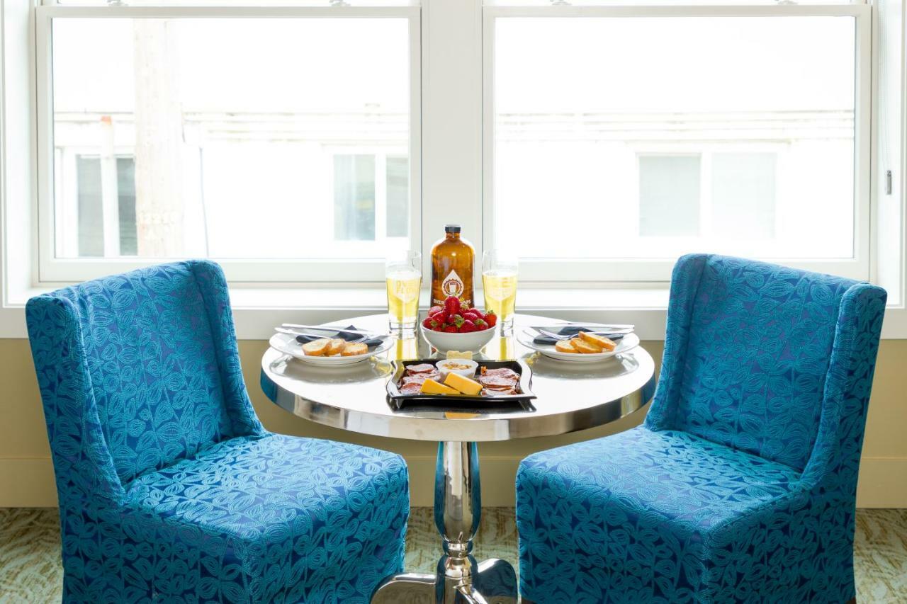 Inn At Lynden Екстериор снимка